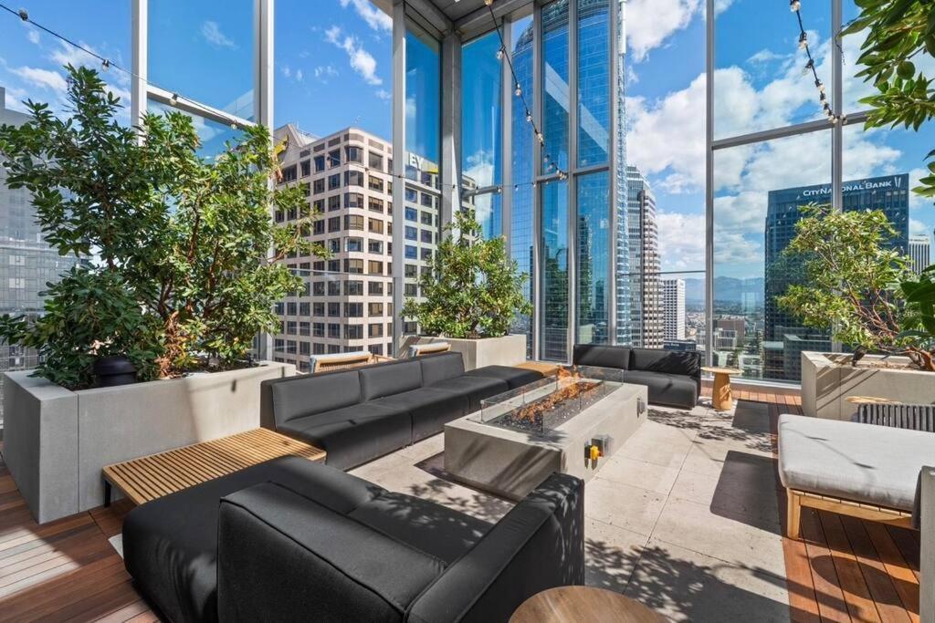 Epitome Of Luxury In Dtla Appartement